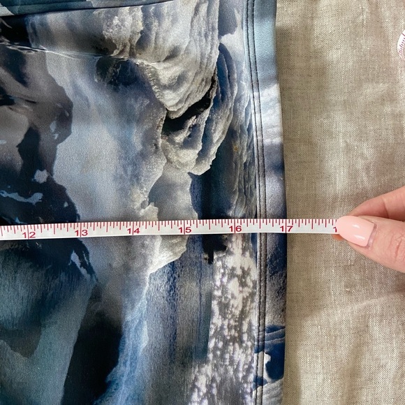 Marccain sport skirt glacier print size S - Picture 8 of 10